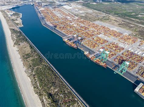 gioia tauro port italy.